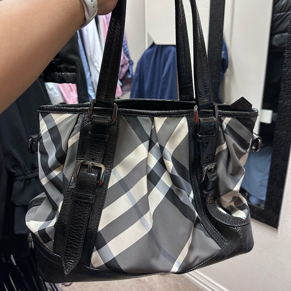 Purse that can also be used as a crossbody